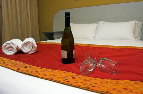 Victoria Hotel Strathalbyn - Accommodation Main Beach 0