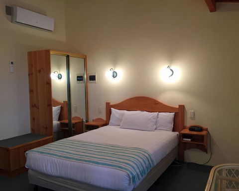 Coonawarra Place Motor Inn - Accommodation Main Beach 31