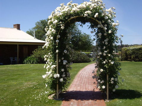 Coonawarra Place Motor Inn - Accommodation Main Beach 6