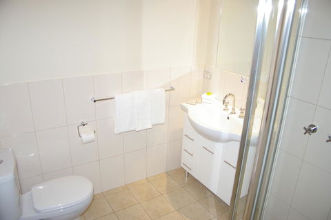 Mawson Lakes Hotel - Accommodation Main Beach 28