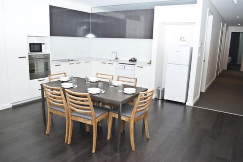 Mawson Lakes Hotel - Accommodation Main Beach 11