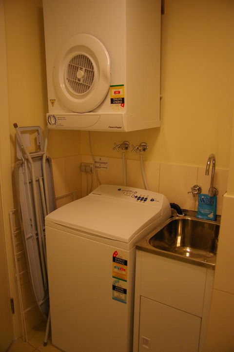 Mawson Lakes Hotel - Accommodation Main Beach 30