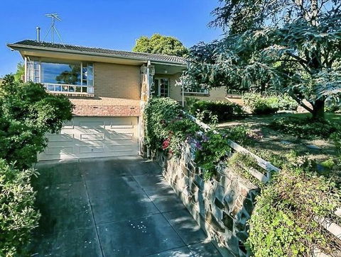 Stunning House With Beautiful Entertainment Area!! - Accommodation Main Beach 18