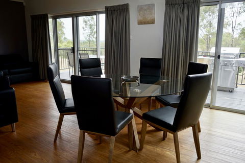 Beltana Villas - Accommodation Main Beach 18