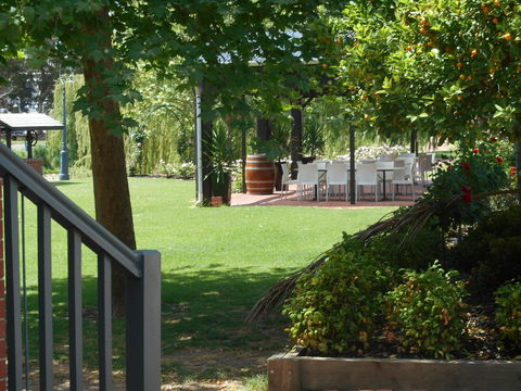 St Francis Winery - Accommodation Main Beach 21