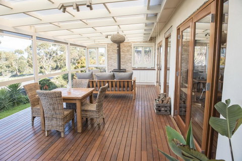 Port Lincoln Seaside Home - Accommodation Main Beach 9