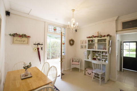 Jasmine\'s Barossa Valley Cottage - Accommodation Main Beach 3