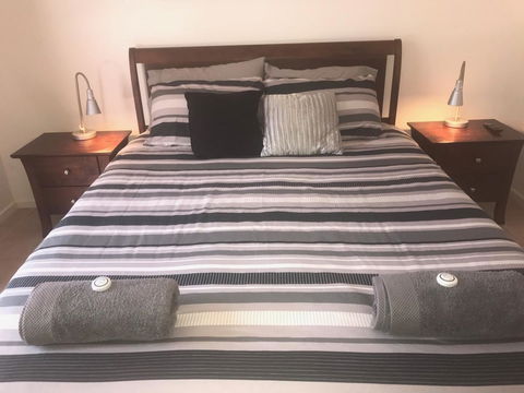 Island Break - Accommodation Main Beach 9