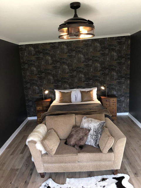 Amande Bed And Breakfast - Accommodation Main Beach 16
