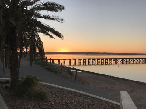 Beachside & Jetty View Apartment 6 - Captain\'s Apt - Accommodation Main Beach 40
