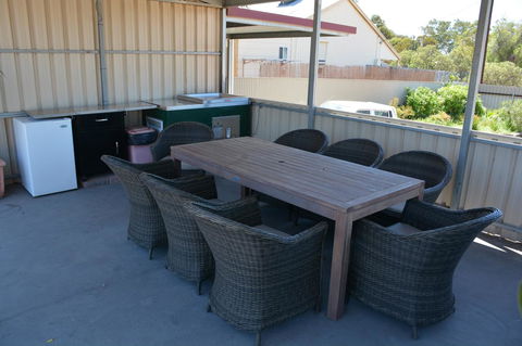 Augusta Courtyard Motel - Accommodation Main Beach 10