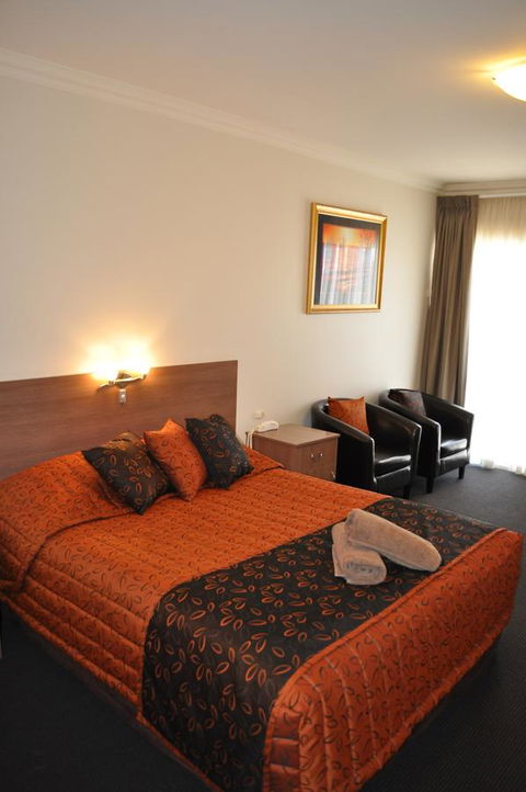 Augusta Courtyard Motel - Accommodation Main Beach 1