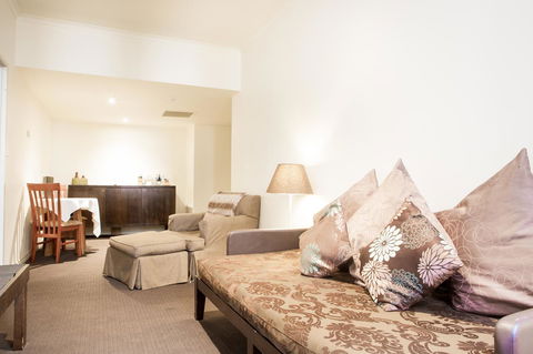 Hotel Richmond On Rundle Mall - Accommodation Main Beach 29