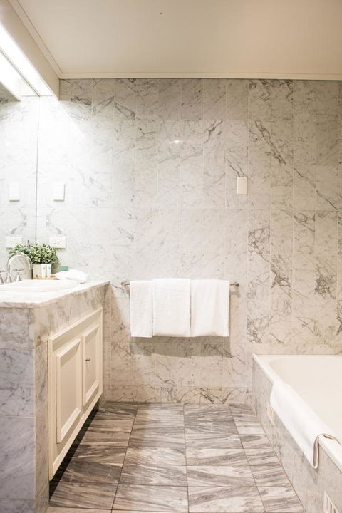 Hotel Richmond On Rundle Mall - Accommodation Main Beach 33