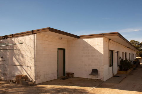 Kimba Units - Accommodation Main Beach 18