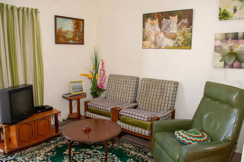 Kimba Units - Accommodation Main Beach 19