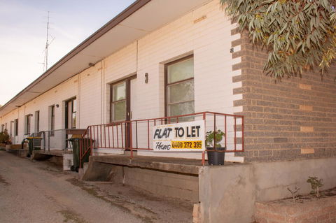 Kimba Units - Accommodation Main Beach 2