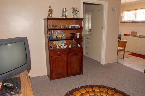 Kimba Units - Accommodation Main Beach 8