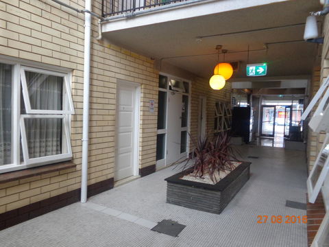 Adelaide Backpackers And Travellers Inn - Accommodation Main Beach 17