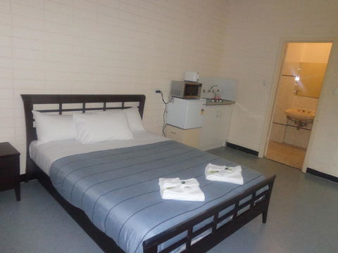 Adelaide Backpackers And Travellers Inn - Accommodation Main Beach 23