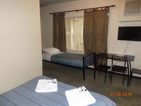 Adelaide Backpackers And Travellers Inn - Accommodation Main Beach 14