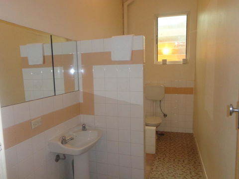 Adelaide Backpackers And Travellers Inn - Accommodation Main Beach 7