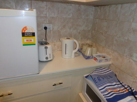 Adelaide Backpackers And Travellers Inn - Accommodation Main Beach 41