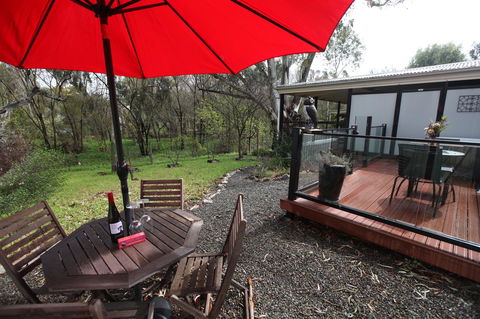 One Tree Bed And Breakfast - Accommodation Main Beach 19
