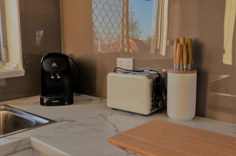 Henley Beach South, Amazing Views, Huge Private Balcony! - Accommodation Main Beach 9