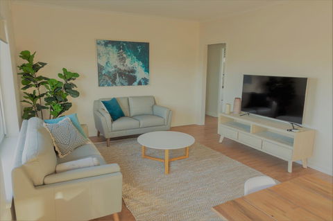 Henley Beach South, Amazing Views, Huge Private Balcony! - Accommodation Main Beach 14