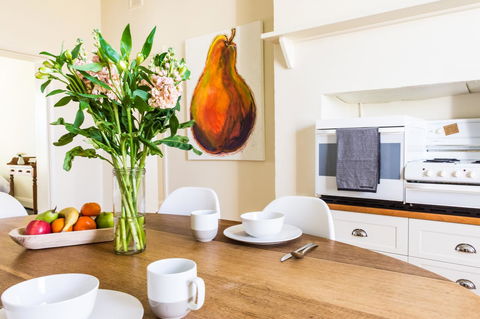 20 Hill Avenue Bed & Breakfast - Accommodation Main Beach 18