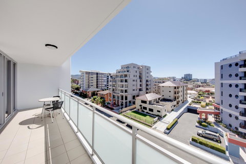 Adina Apartment Hotel Wollongong - Accommodation Main Beach 2