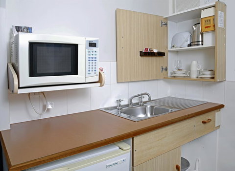 Aston Motel Yamba - Accommodation Main Beach 21