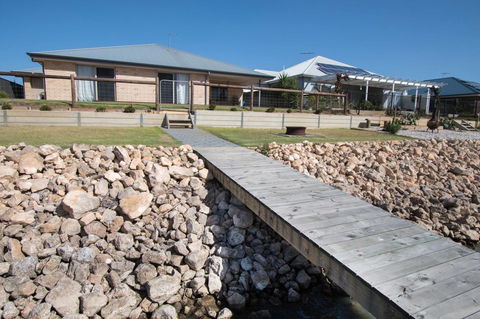 Waterfront On Jefferson, At Wellington Marina, SA - Accommodation Main Beach 19