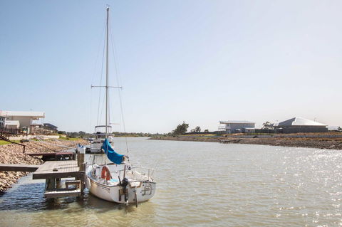 Waterfront On Jefferson, At Wellington Marina, SA - Accommodation Main Beach 1