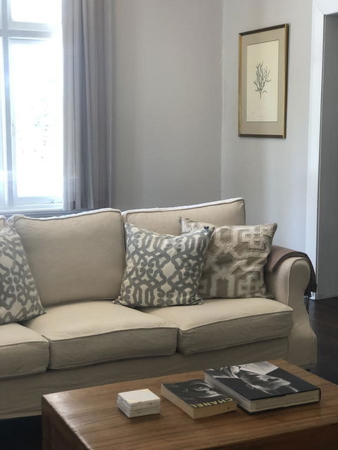 Belmore Cottage - Accommodation Main Beach 3