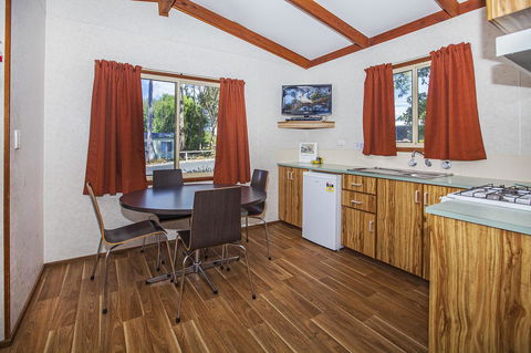 Echo Holiday Parks - Naracoorte - Accommodation Main Beach 37