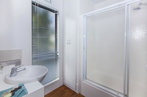 Echo Holiday Parks - Naracoorte - Accommodation Main Beach 19