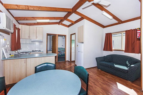 Echo Holiday Parks - Naracoorte - Accommodation Main Beach 12