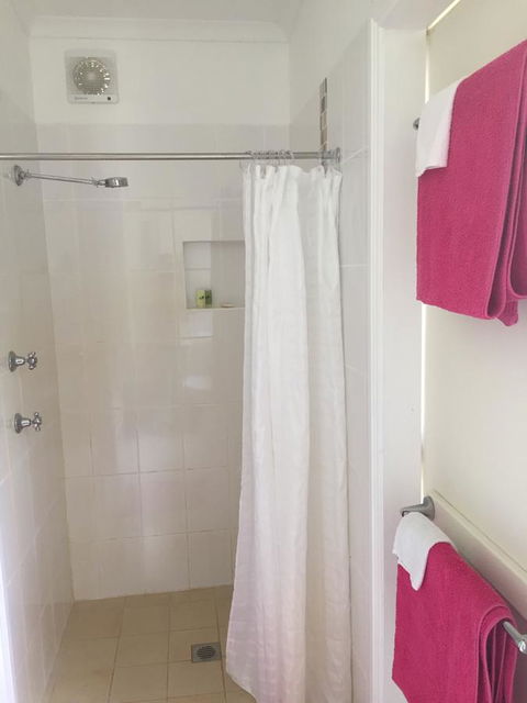 A Peaceful Cabin In The Country - Accommodation Main Beach 6