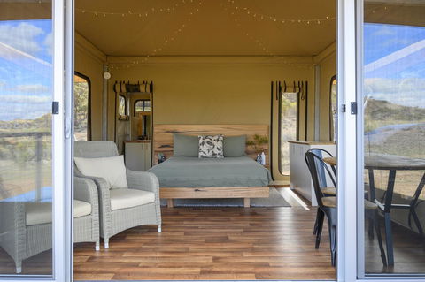 Flinders Bush Retreats - Accommodation Main Beach 4