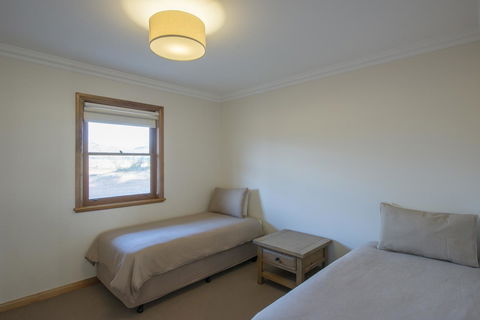 Flinders Bush Retreats - Accommodation Main Beach 16