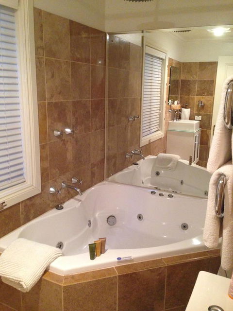 Aldgate Creek Cottage Bed And Breakfast - Accommodation Main Beach 15
