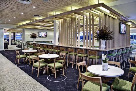 Walkers Arms Hotel - Accommodation Main Beach 24