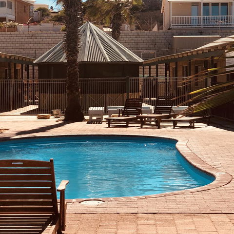 Bay Lodge - Accommodation Main Beach 7
