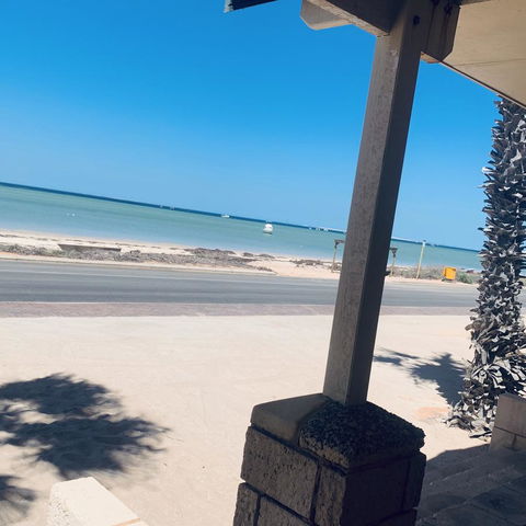 Bay Lodge - Accommodation Main Beach 9