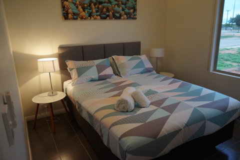Escape 2 Exmouth - Accommodation Main Beach 10