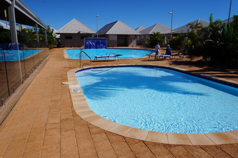 Escape 2 Exmouth - Accommodation Main Beach 19