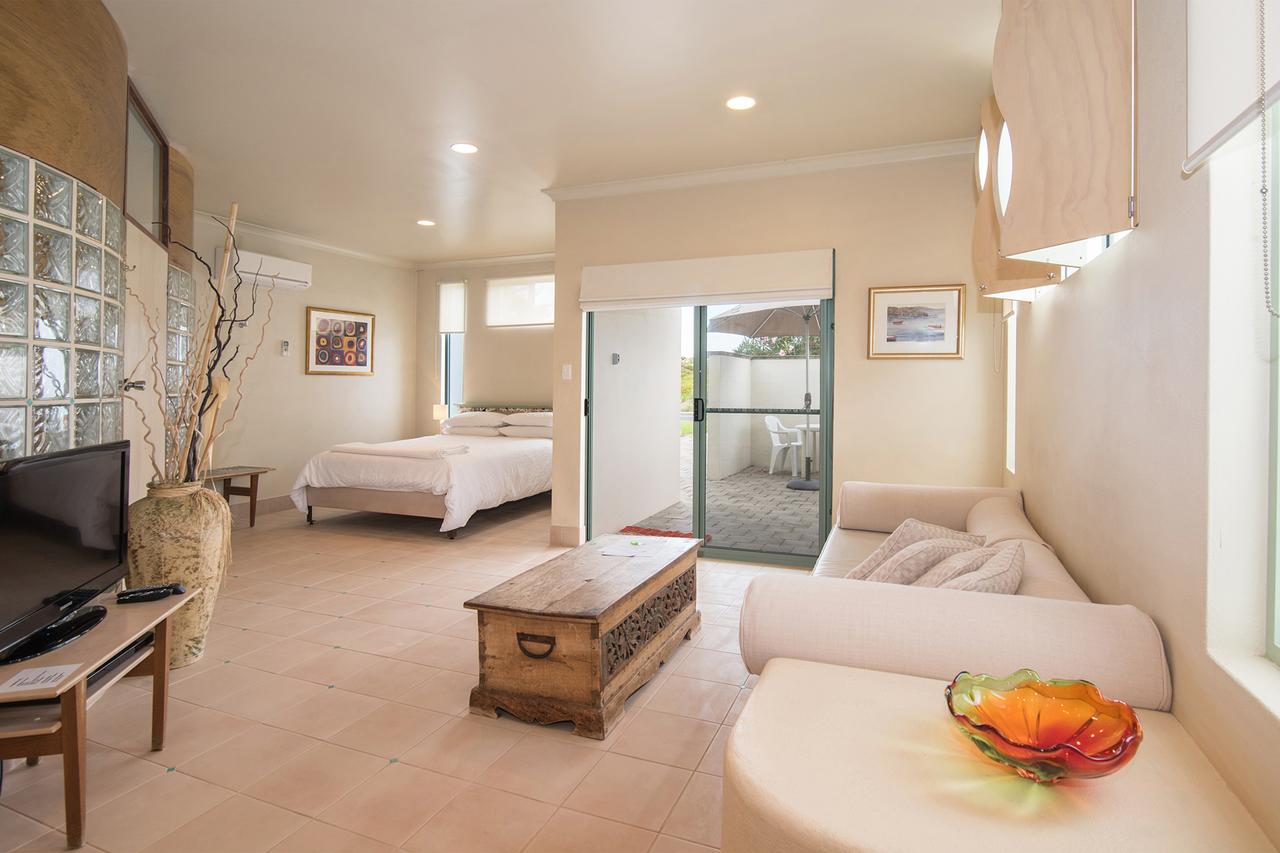 Prevelly WA Accommodation Main Beach