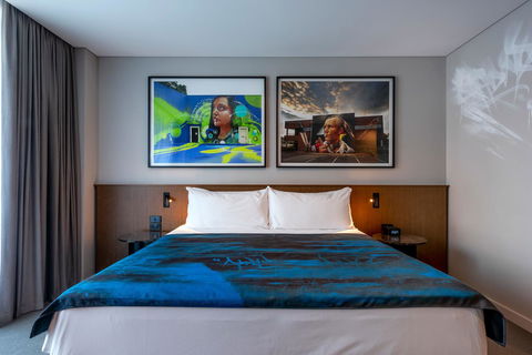 The Adnate Perth - Art Series - Accommodation Main Beach 14